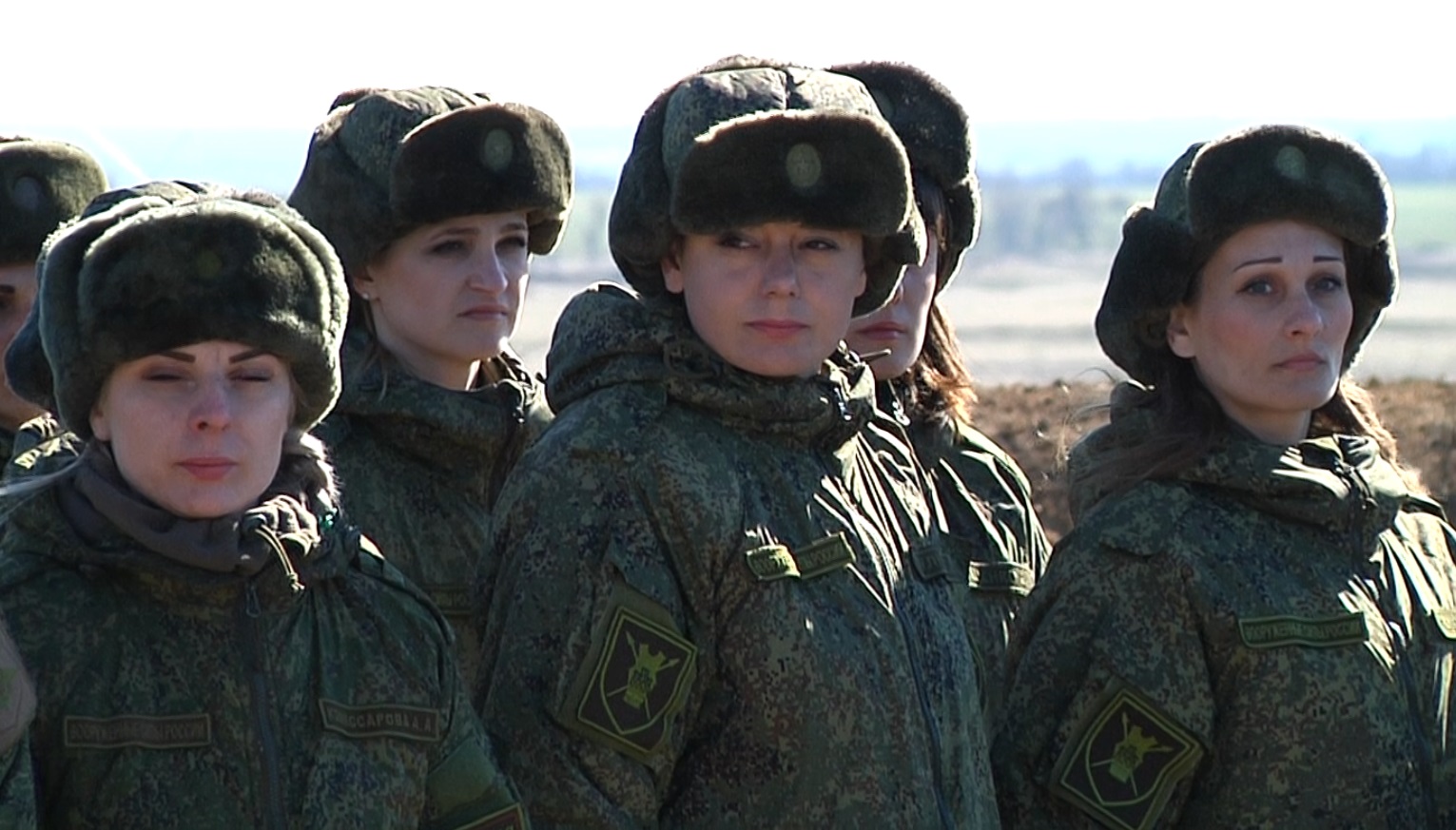 Впервые в танковых соревнованиях военных приняли участие женские экипажи ЮВО